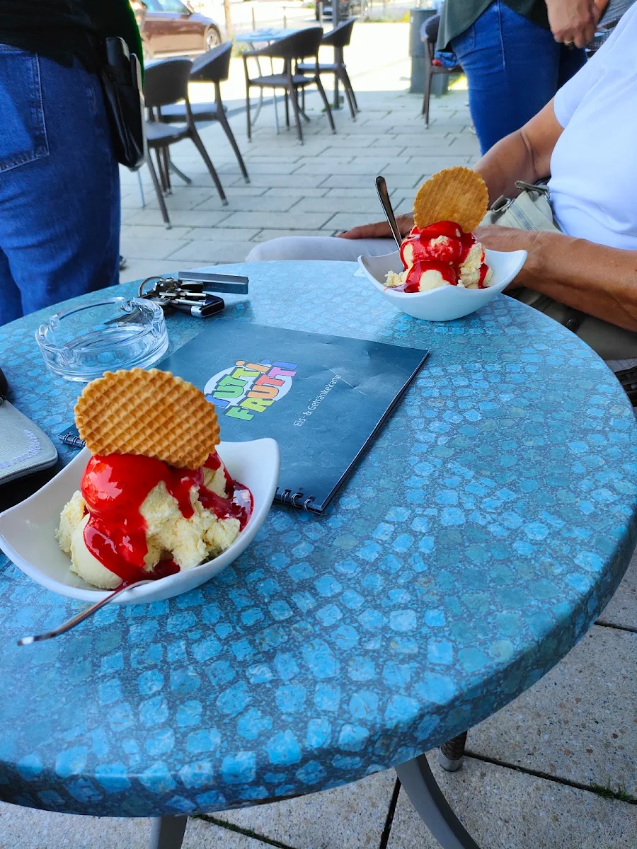 Spaghetti Eis