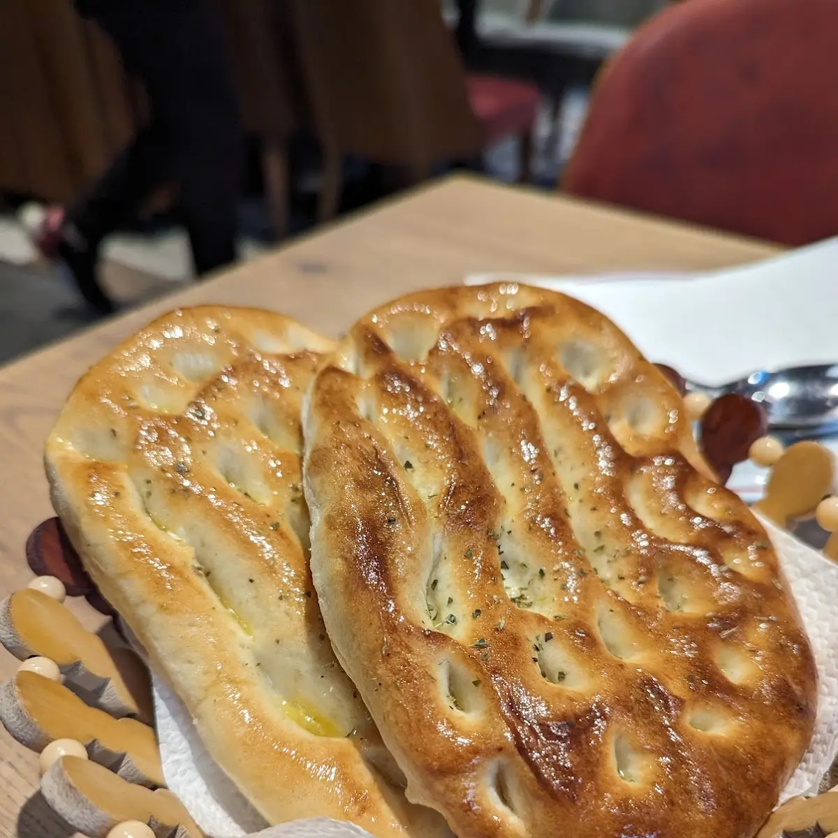 Brot, Lades Holzkohlegrill Restaurant Hamburg