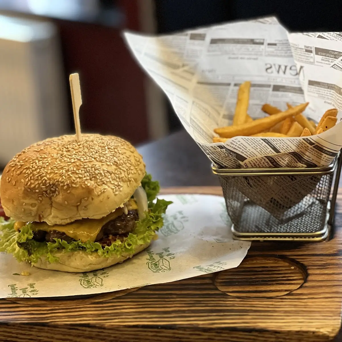 Cheeseburger Menü