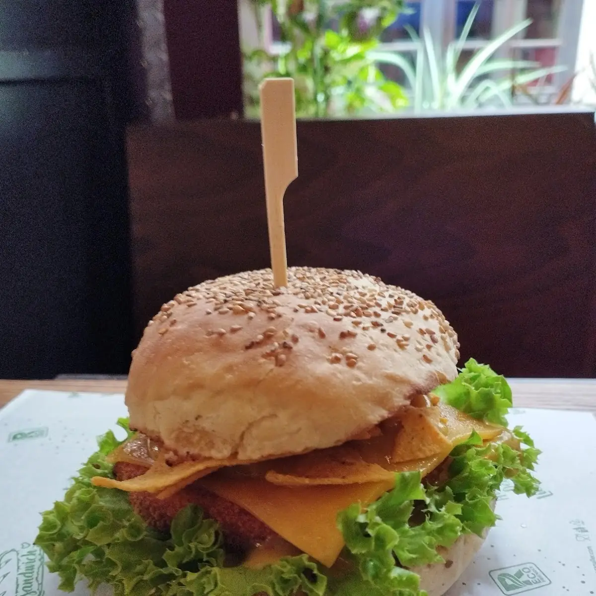 Chickenburger Mit Nachos