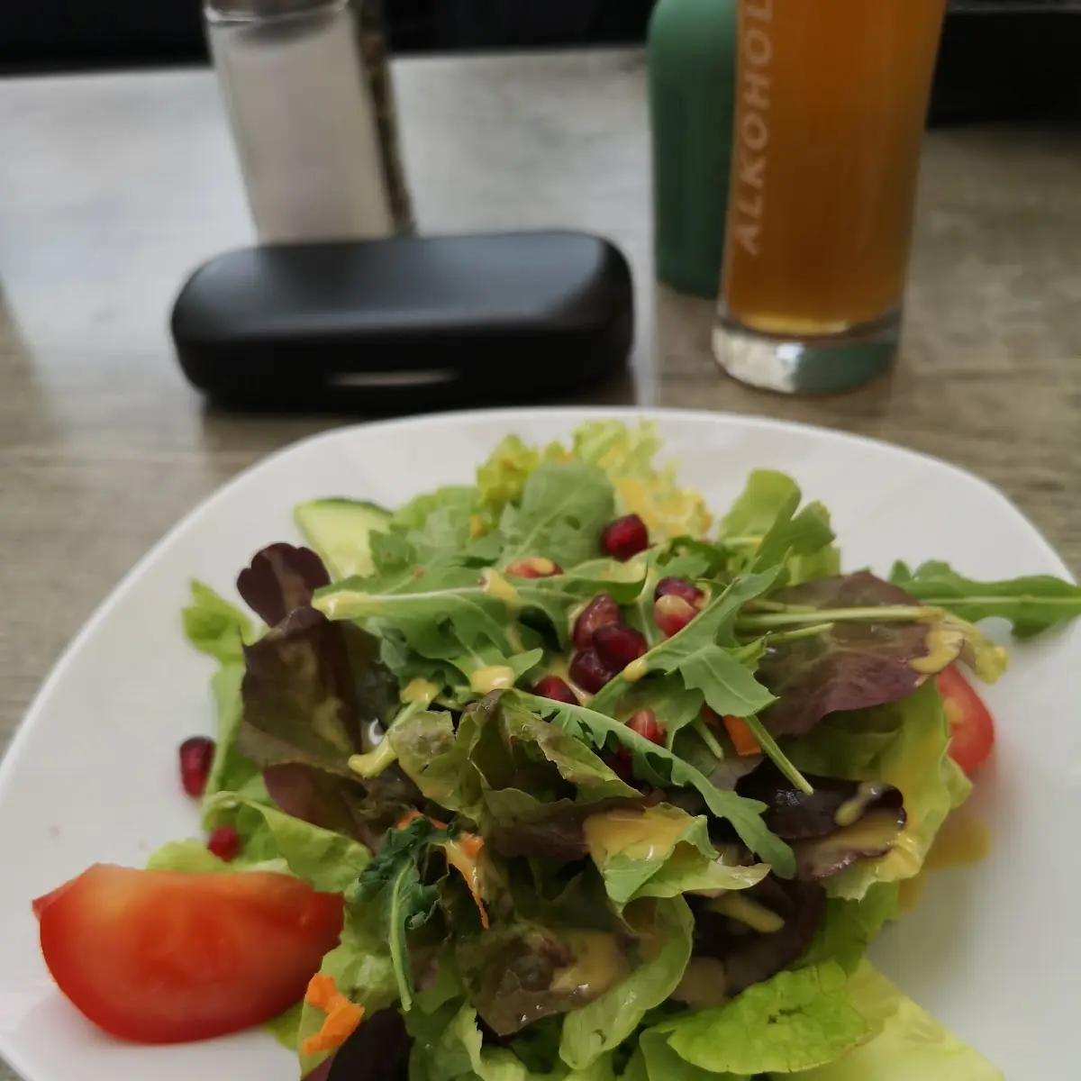 Highlights, Elia Erbach Restaurant & More