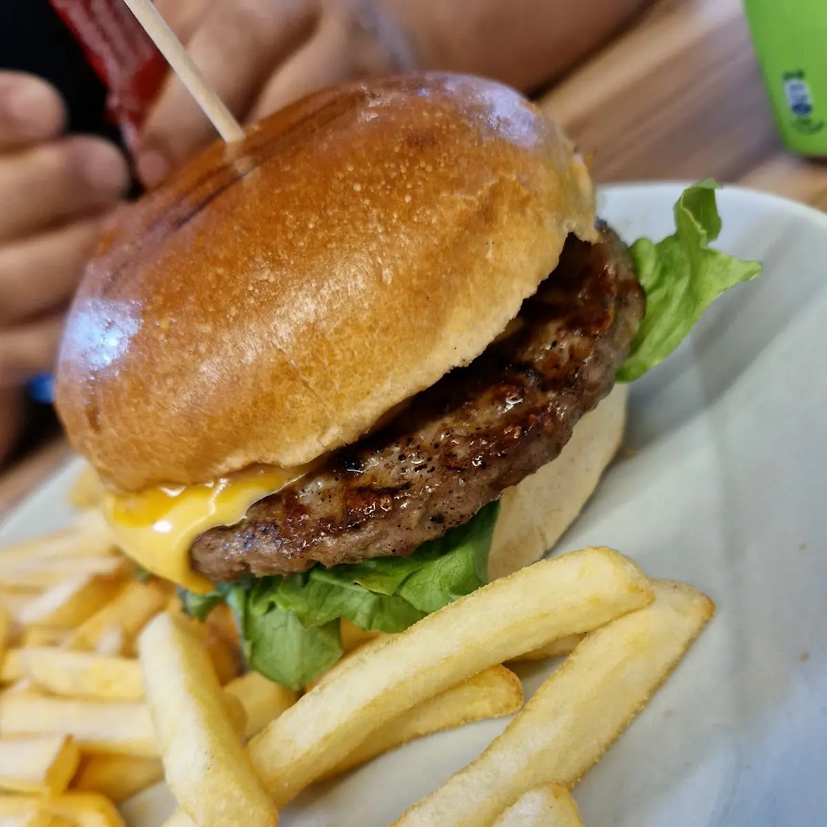 Cheeseburger
