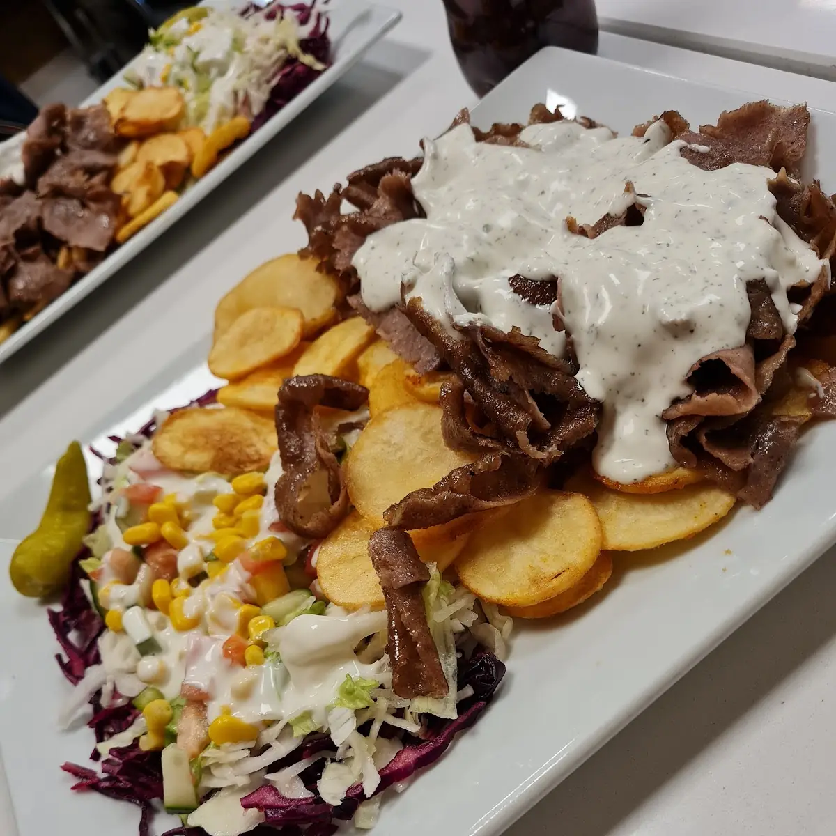 Dönerteller, Döner-Pizza-Kebab Hasans