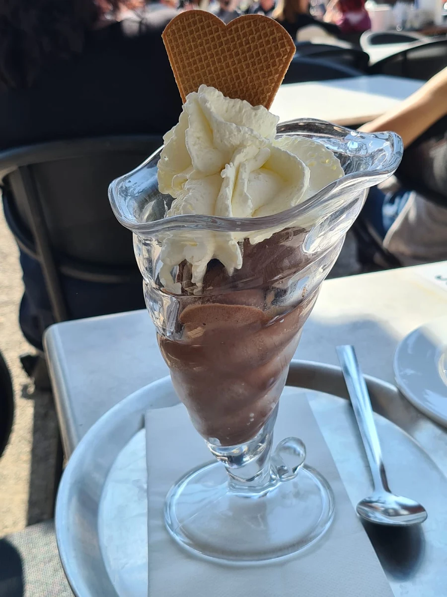 Highlights, Michi’s Eiscafé
