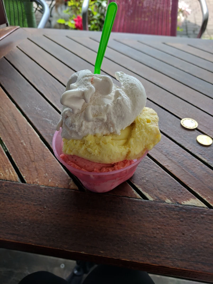 Highlights, Michi’s Eiscafé