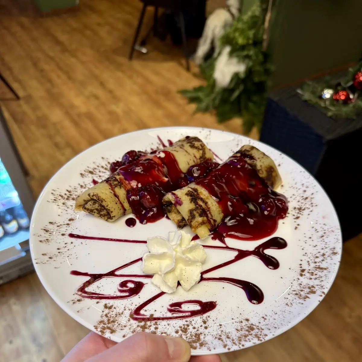 Highlights, Emil’s Bistro