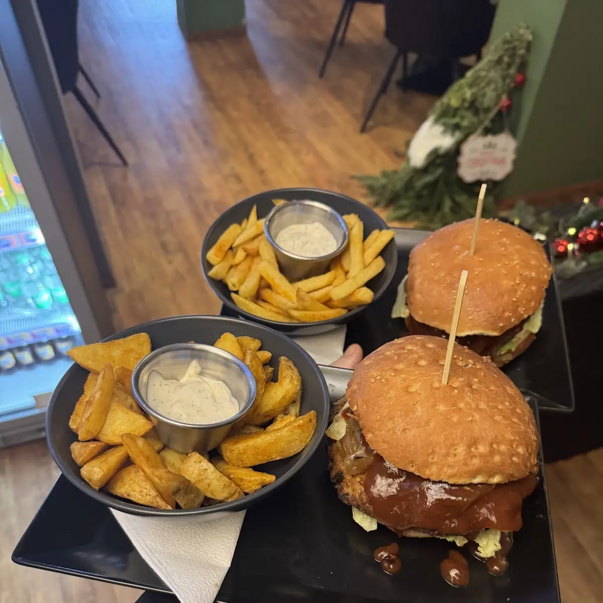 Highlights, Emil’s Bistro