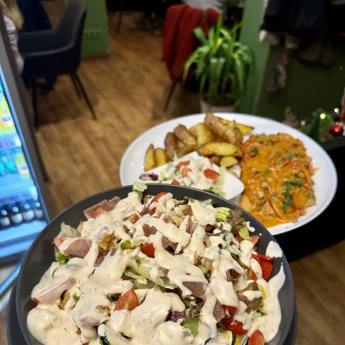 Highlights, Emil’s Bistro