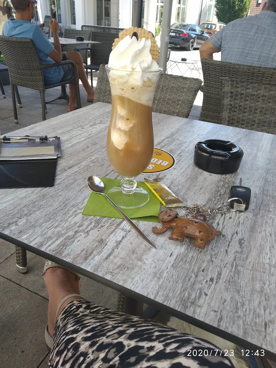 Eiskaffee, Eiscafé BACI