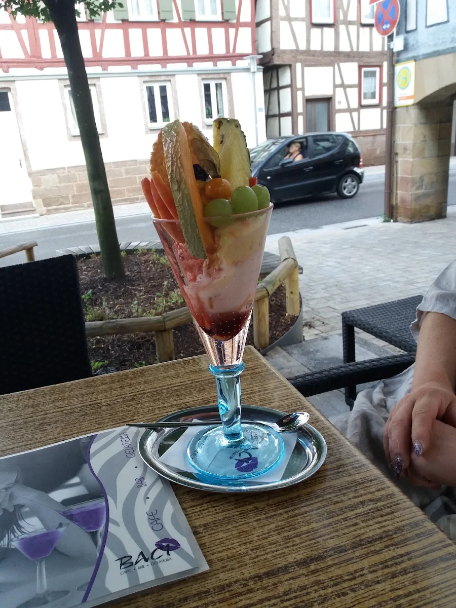 Highlights, Eiscafé BACI