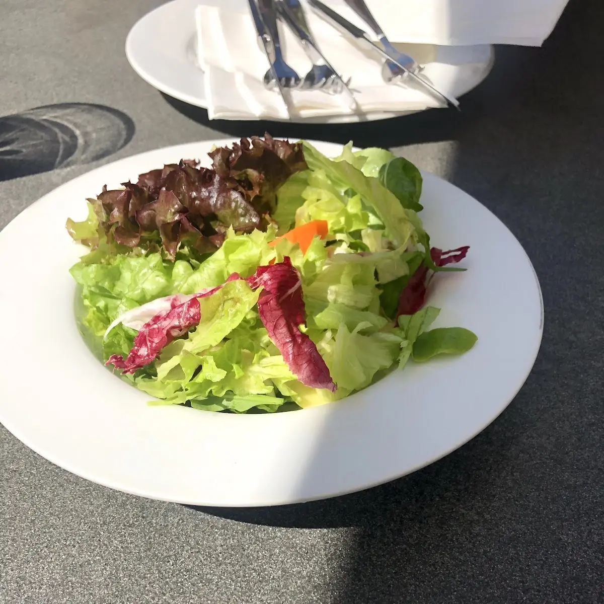 Beilagensalat, Ilios Restaurant