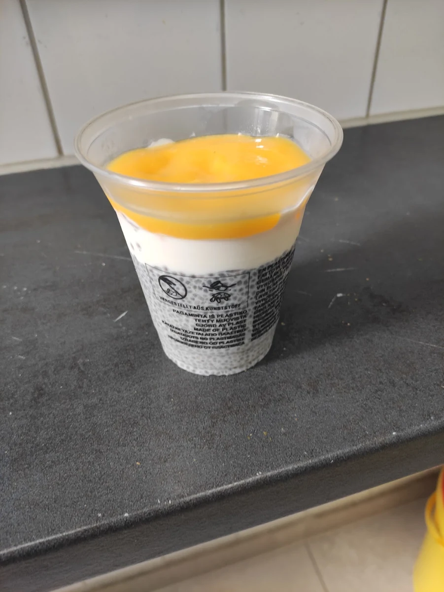 Chia Mango Pudding