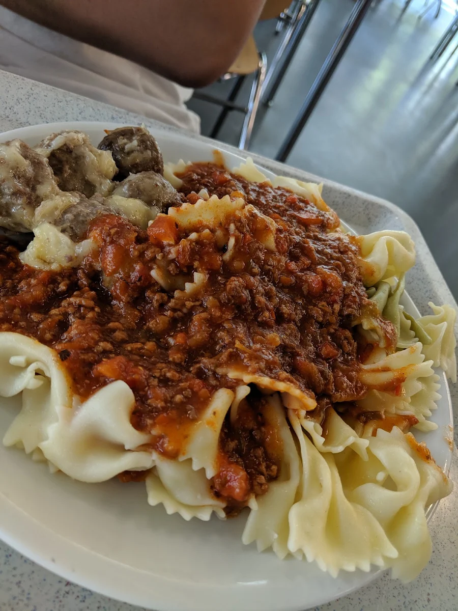Highlights, Cafeteria CampusTor