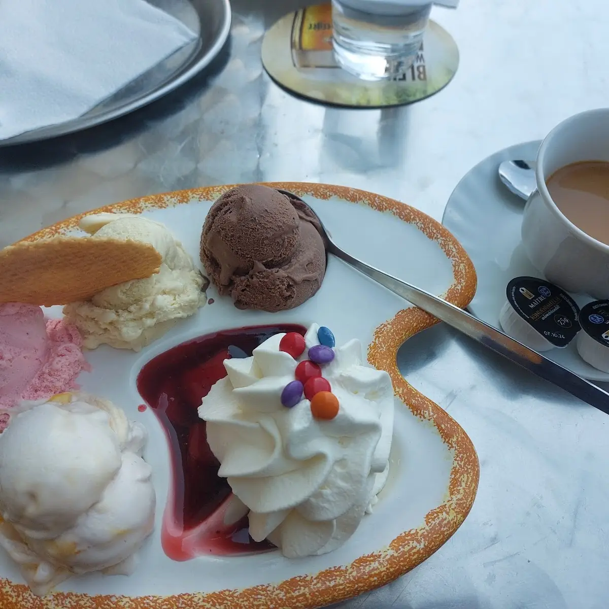 Da Vinci Eis, Stadtcafe