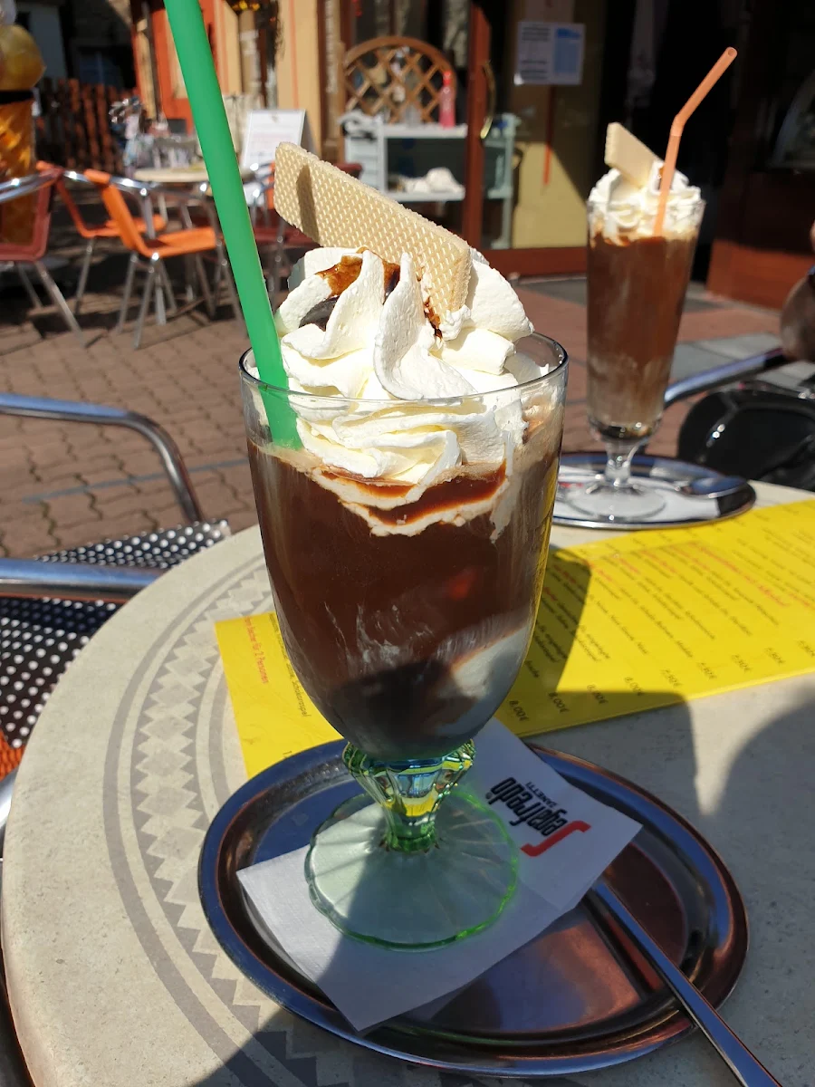 Eiskaffee, Eiscafé Venezia