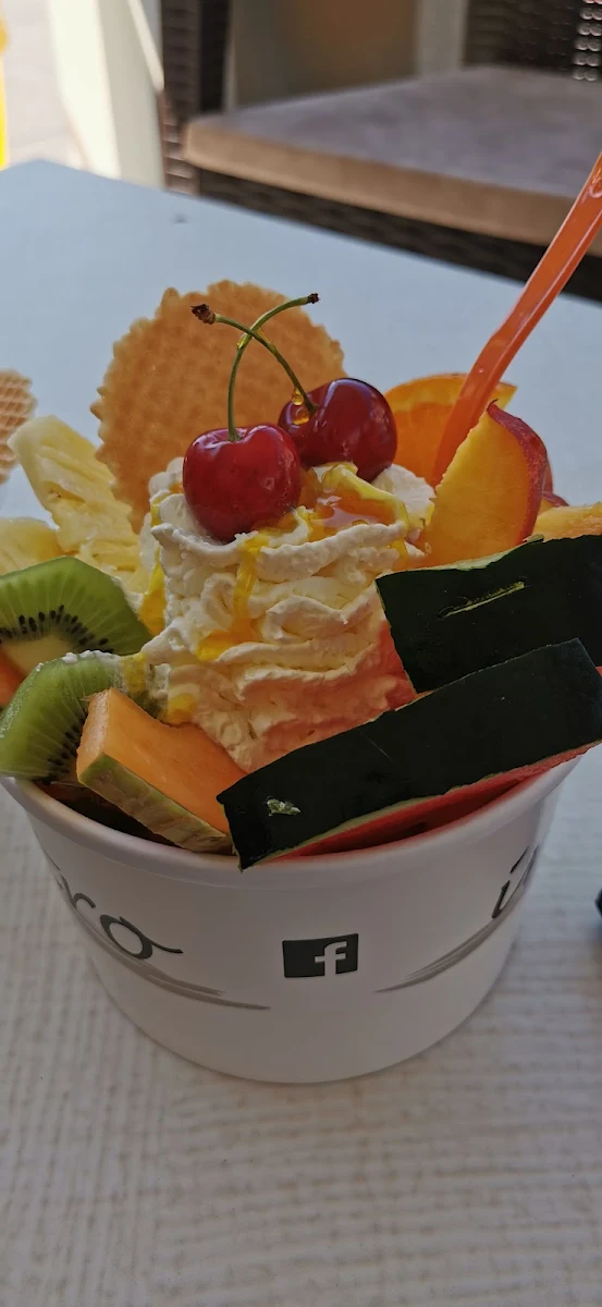 Früchte Eisbecher, Eiscafé Venezia
