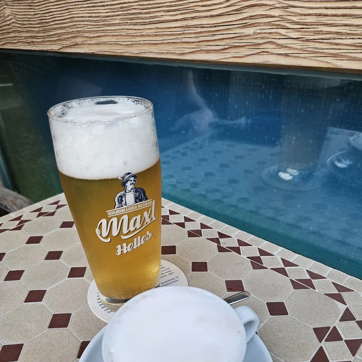 Helles Bier, Mitt´n drin