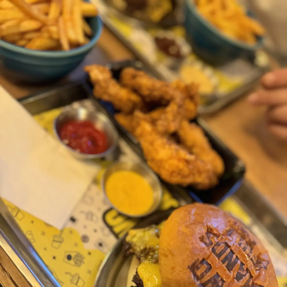 Double Burger Menü