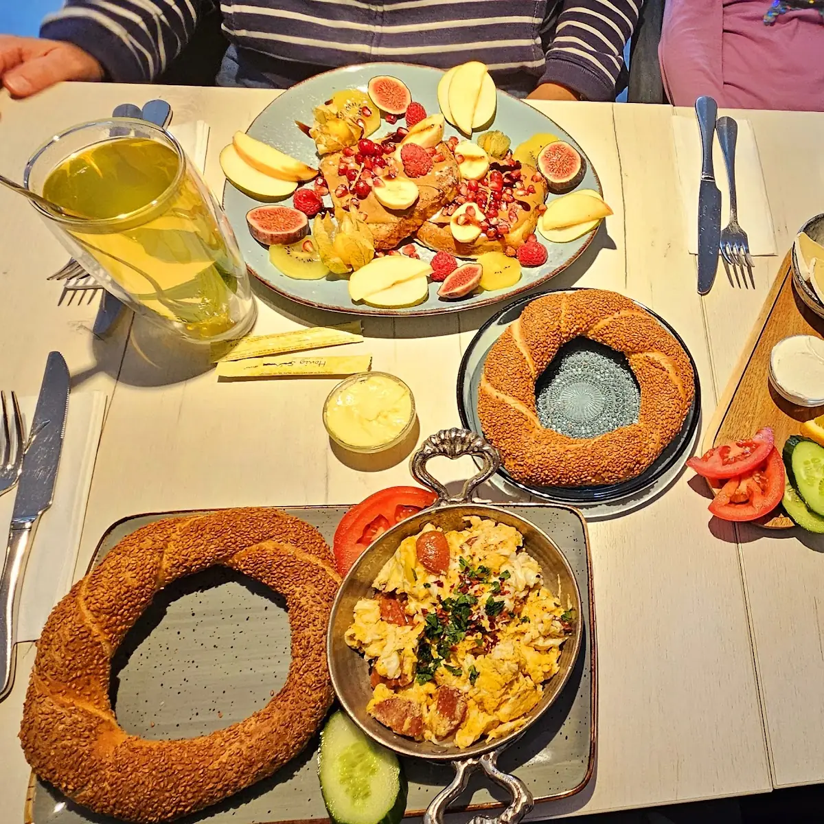 Simit Sandwich