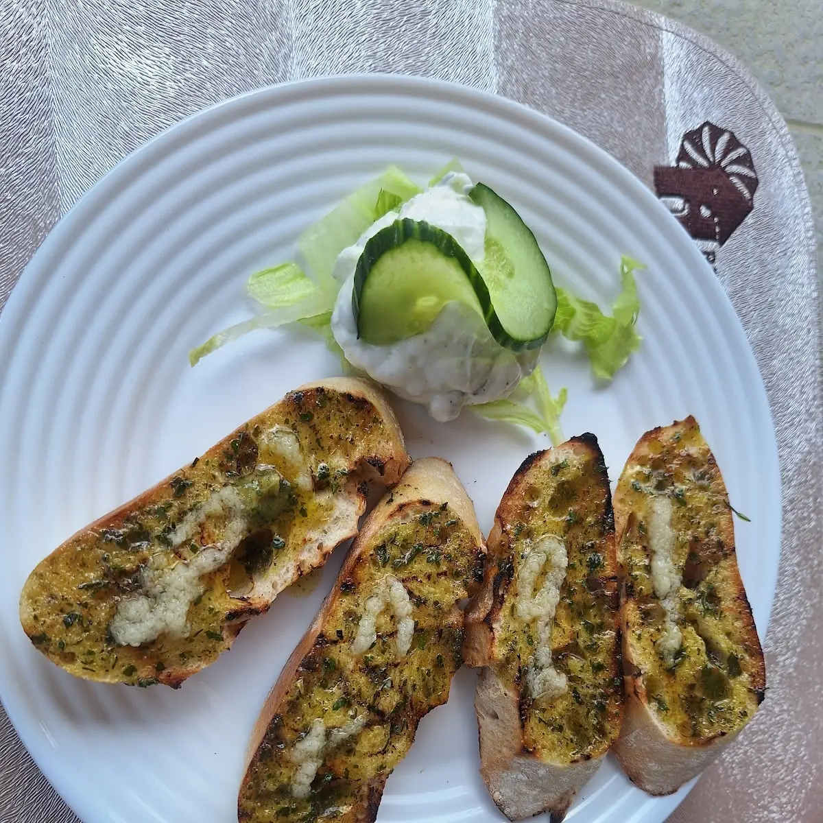Highlights, Restaurant Mykonos