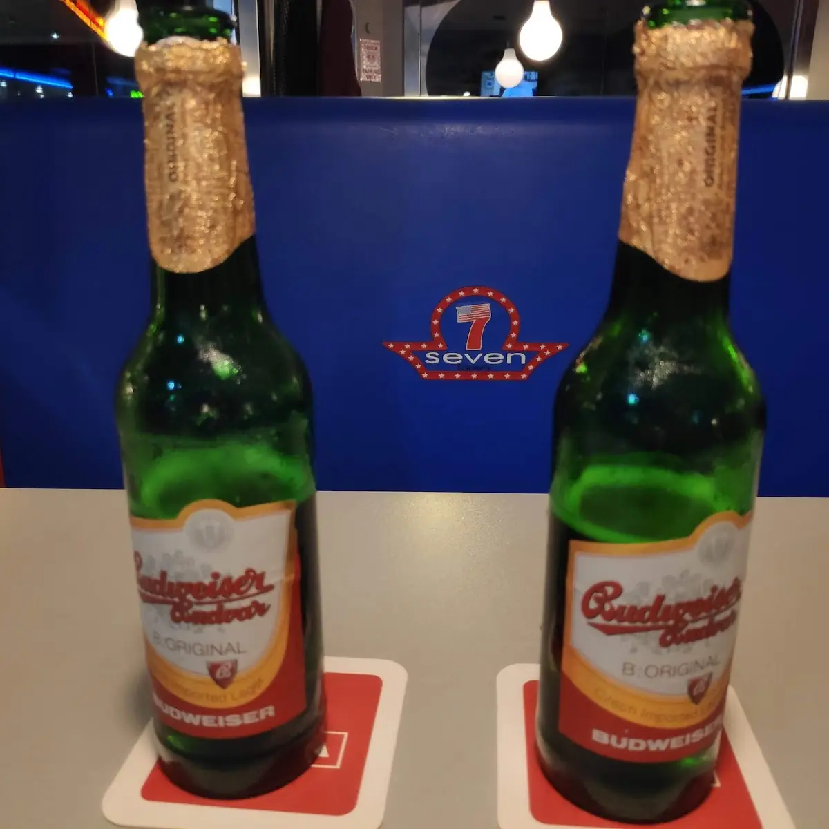 Budweiser, Seven Diners