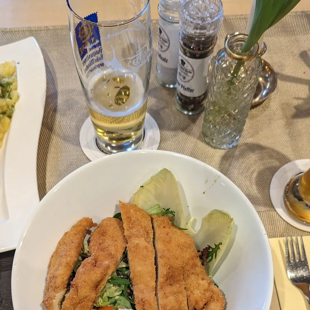 Backhendlsalat, Karlsfelder Stubn