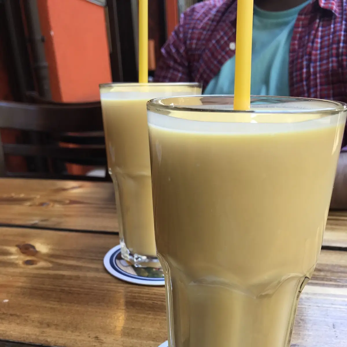 Lassi, Restaurant Shaan