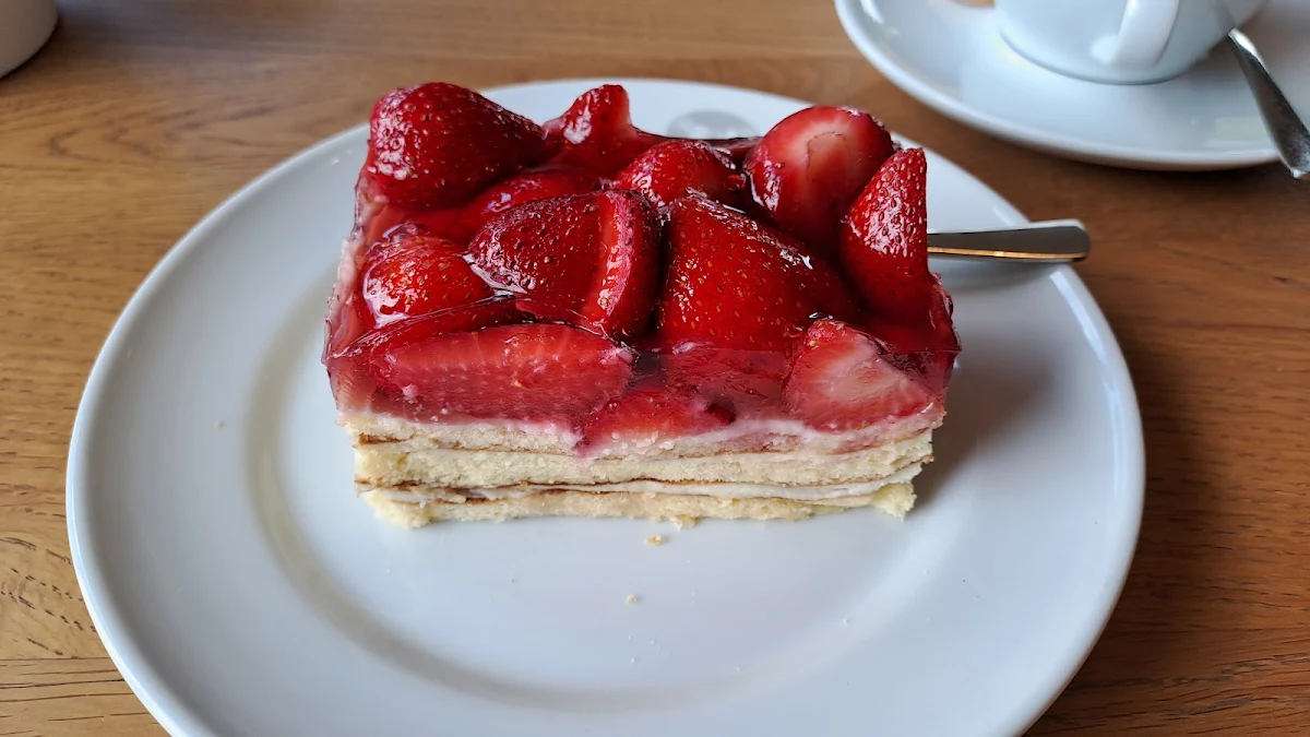 Erdbeerschnitte