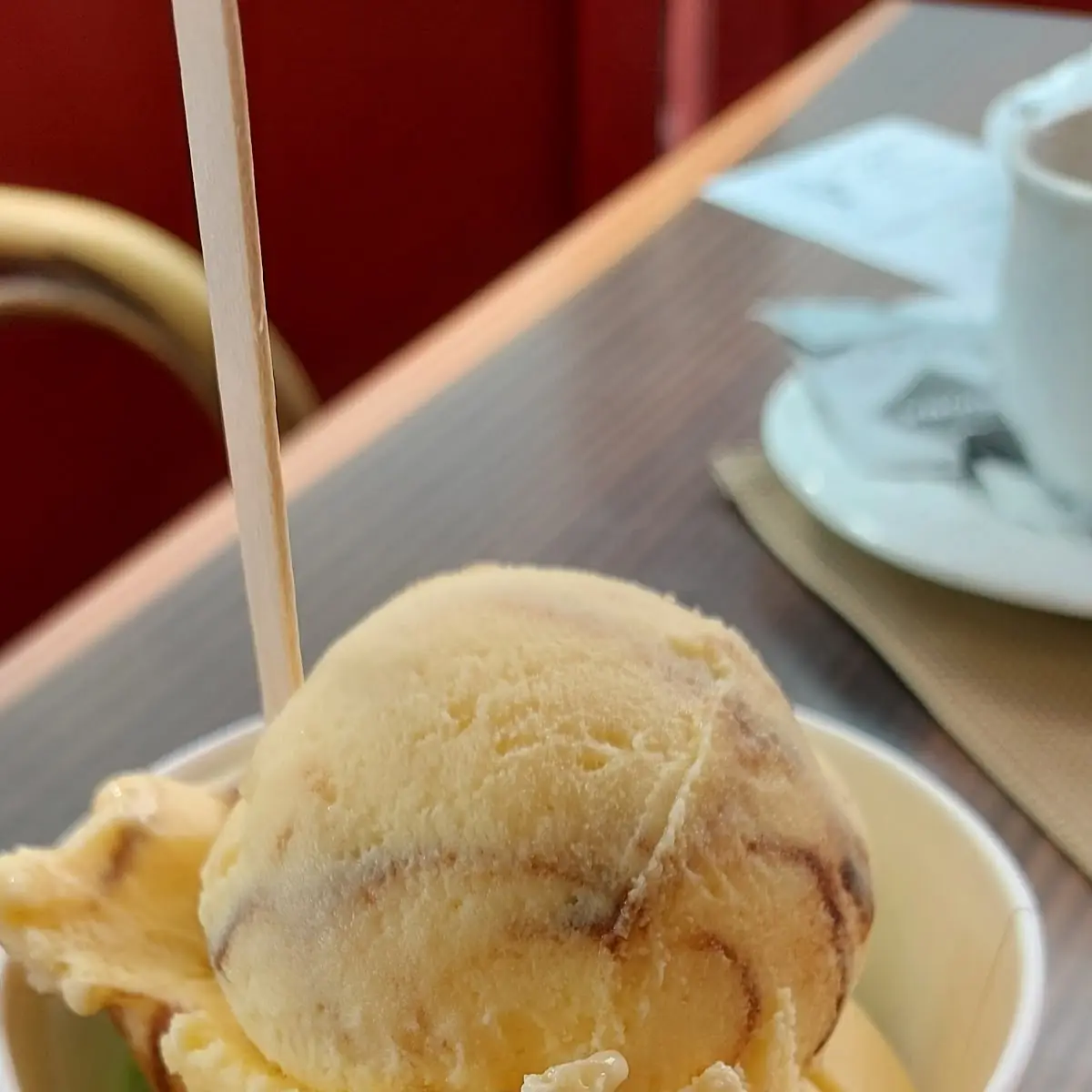 Milch-eis, Café und Konditorei Müller Inh.A.Wetzel-Müller