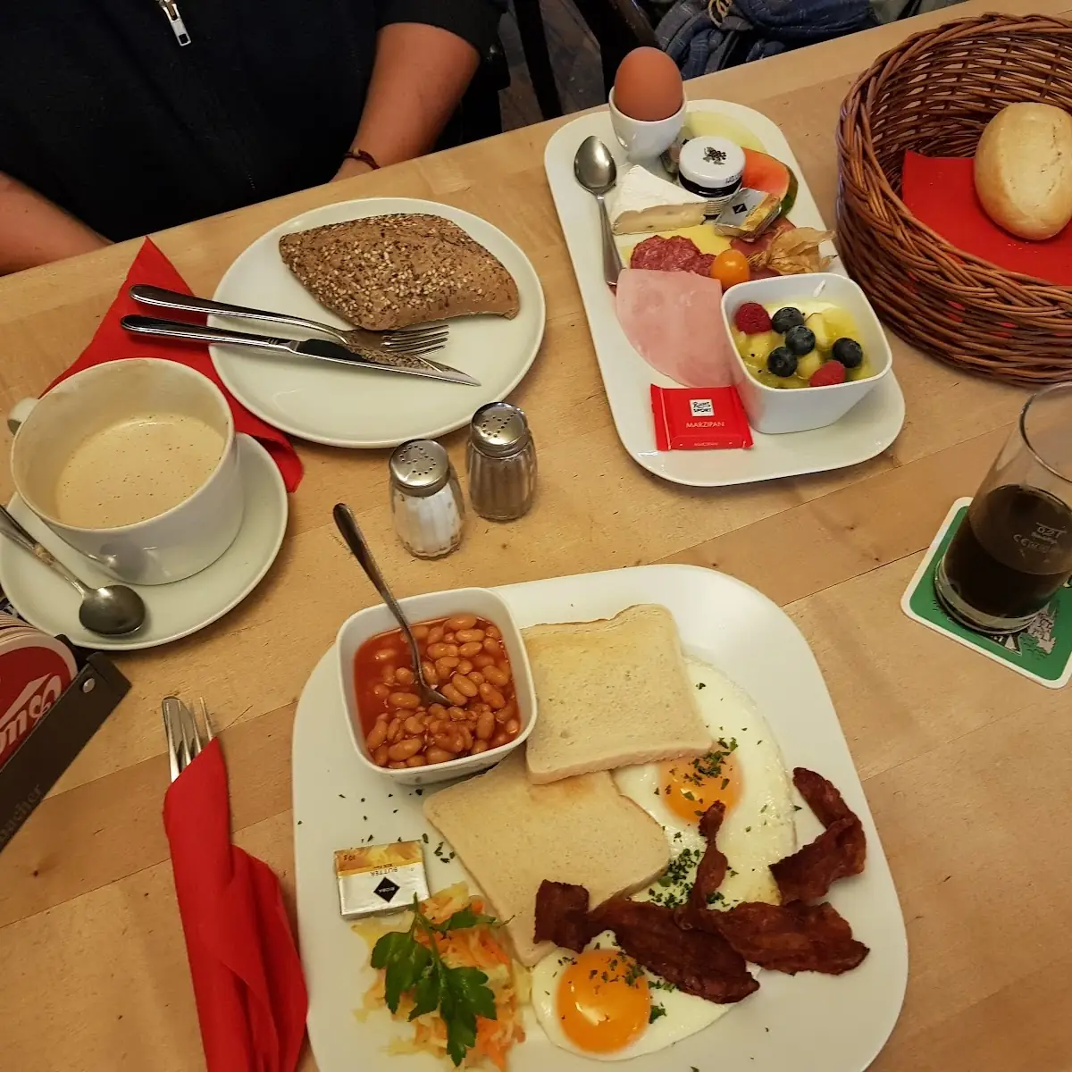 Double B Breakfast and Irish Breakfast