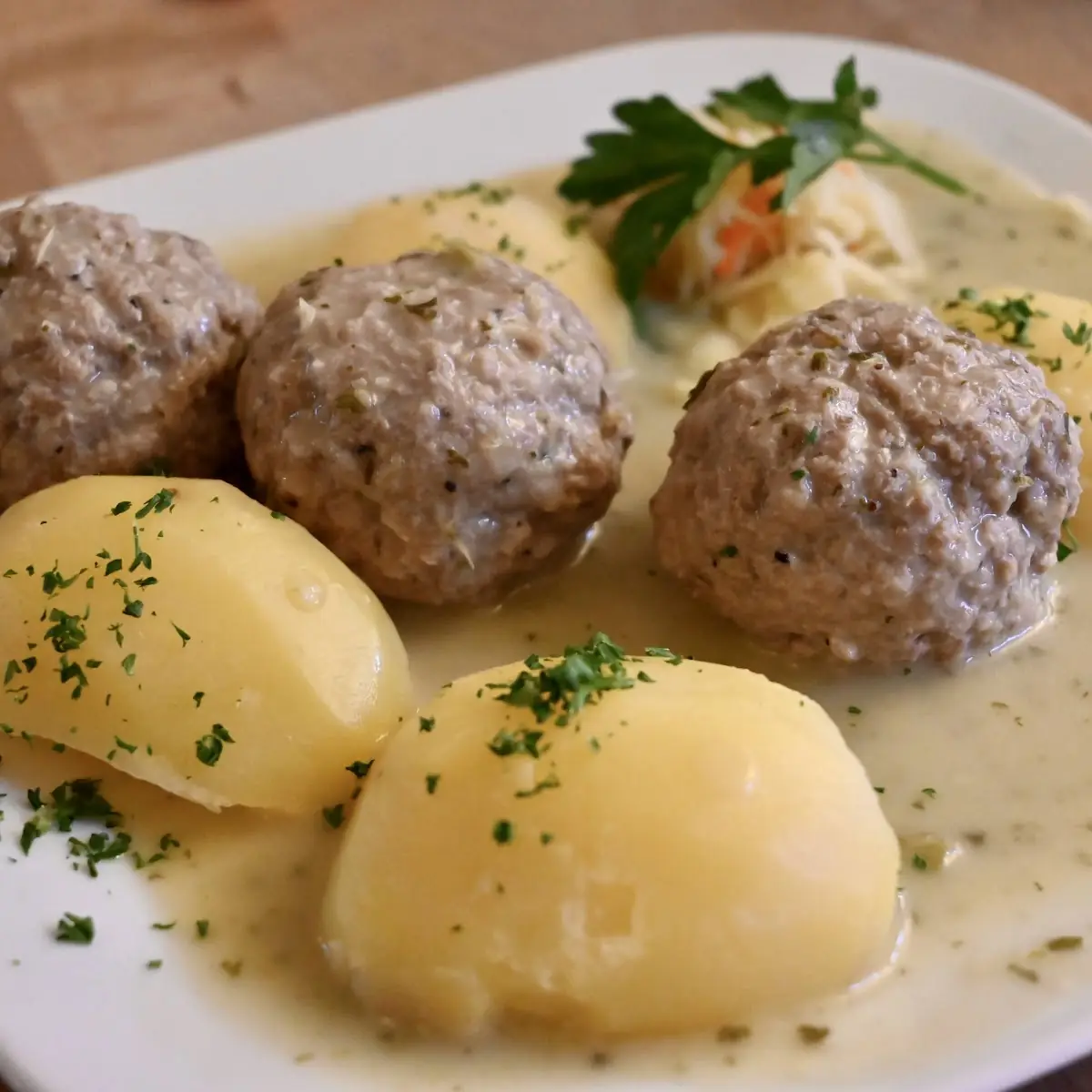 Königsberger Klöpse, Double b