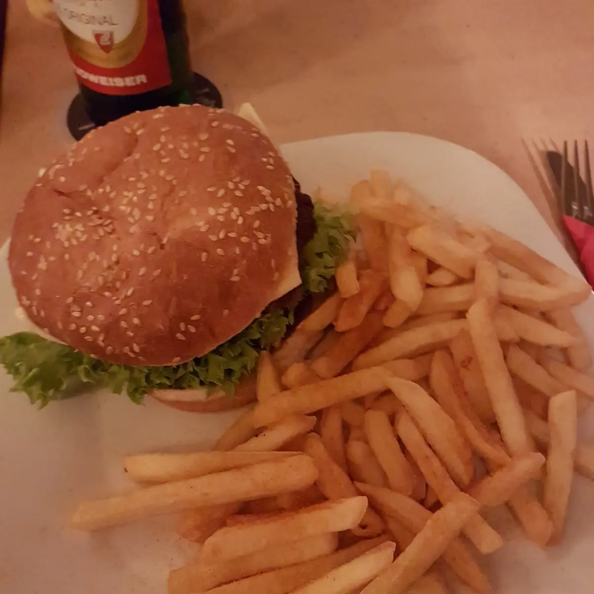 Mike Burger Mit Pommes