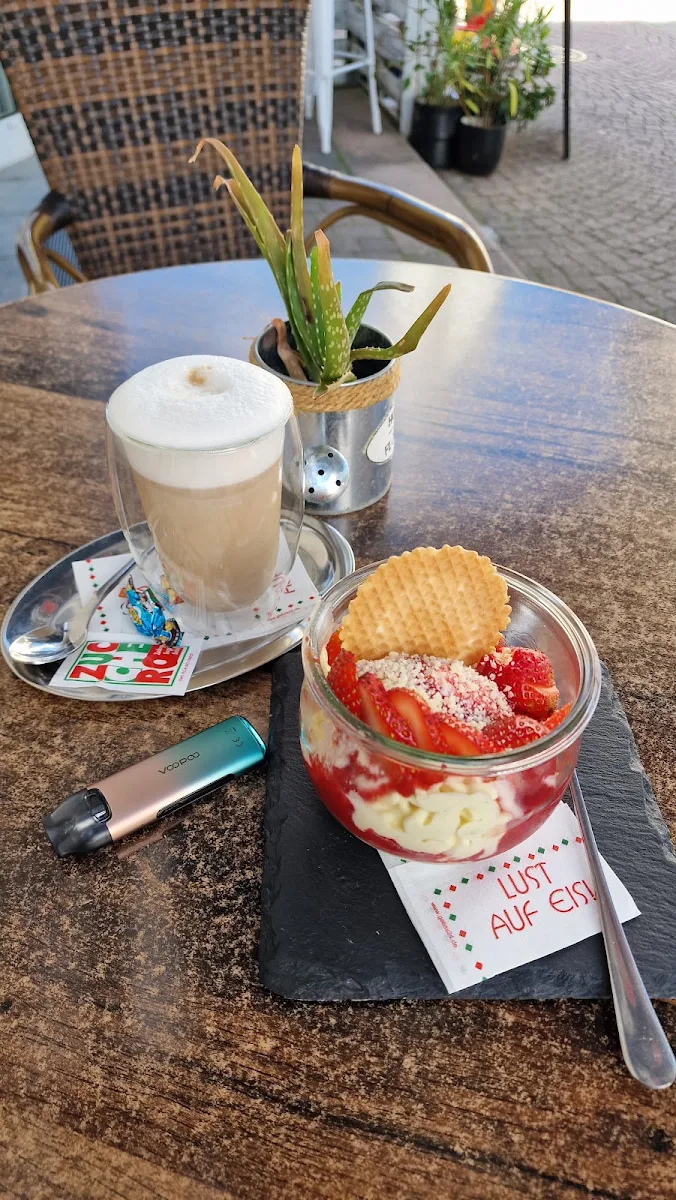 Spaghetti Eis, Eiscafé Gelato & Caffè Sulzbach am Main