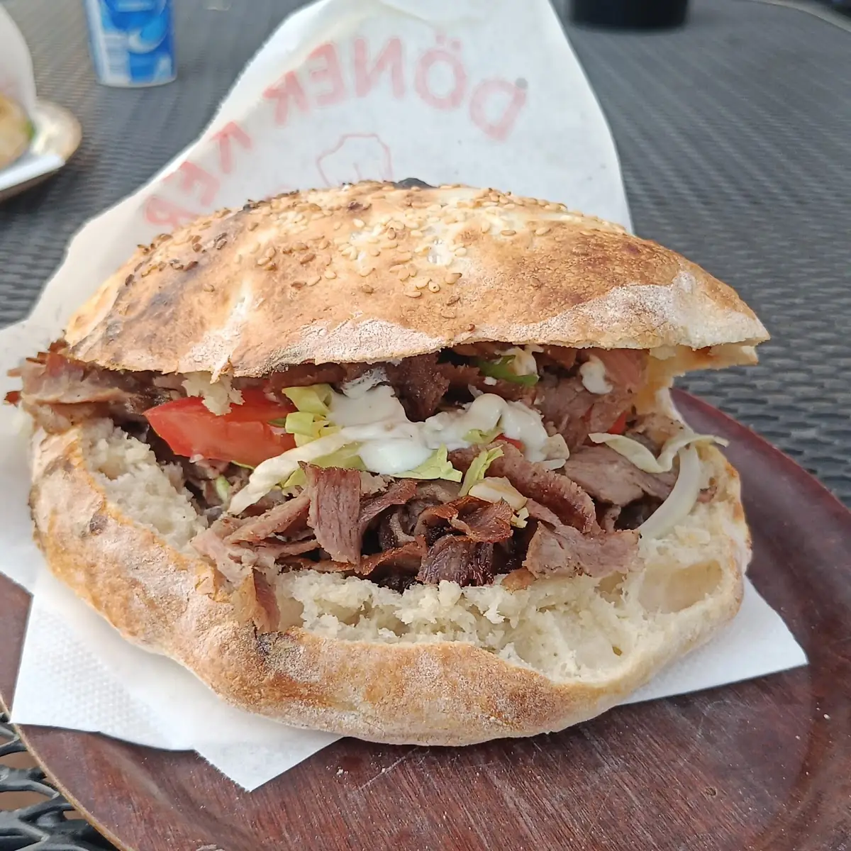 Rinder-Döner Box mit Fleisch