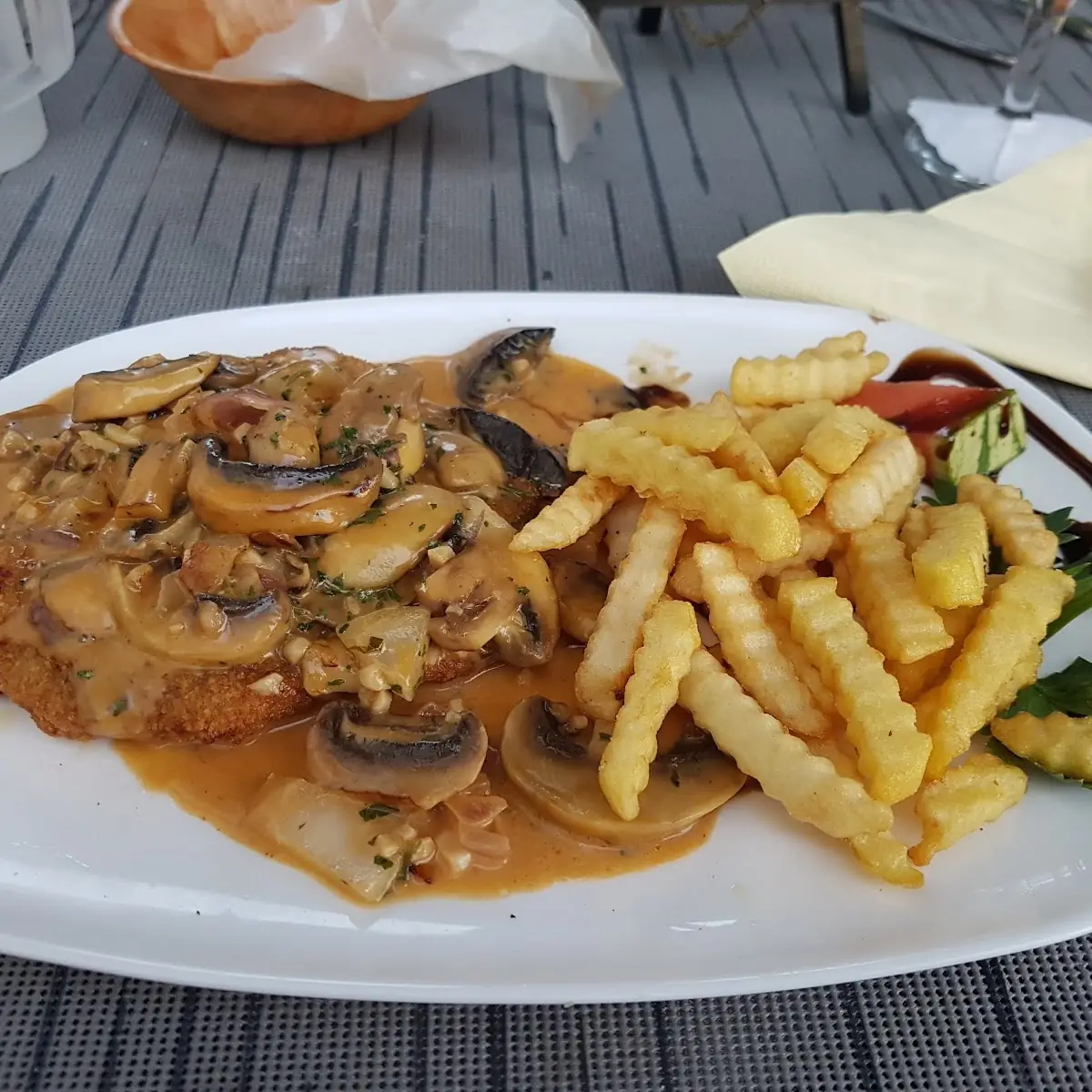 Jägerschnitzel