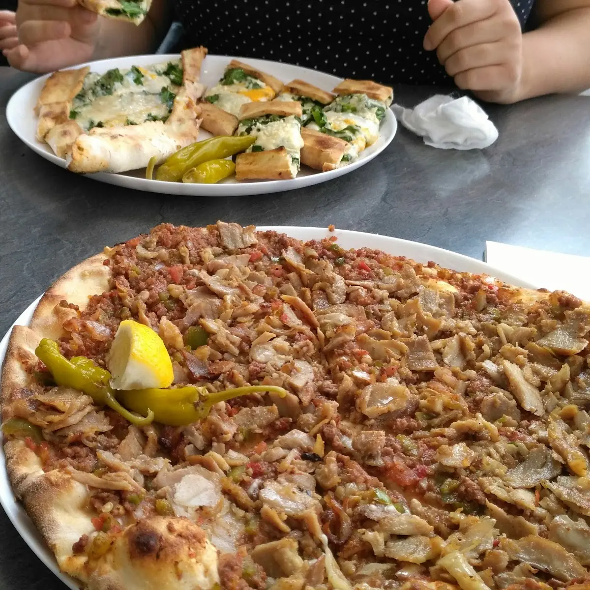 Highlights, Efes Kebab und Pizza Haus