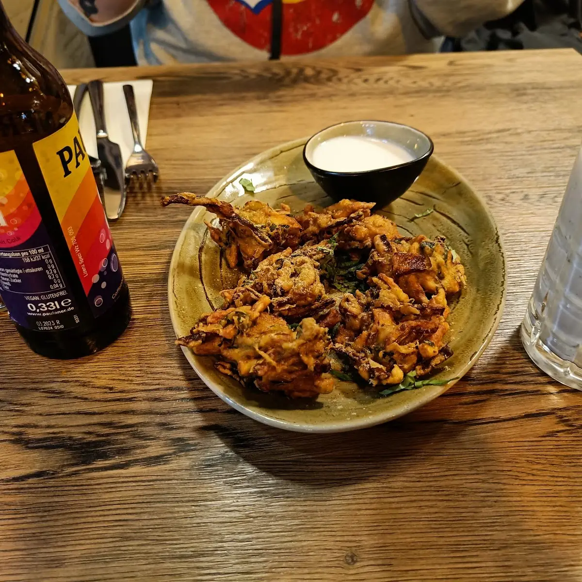 Pakora, Restaurant In-Dish