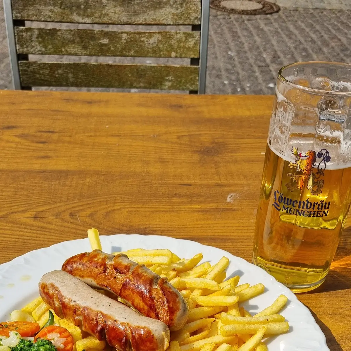 Bratwurst, Löwenbräu Kiel