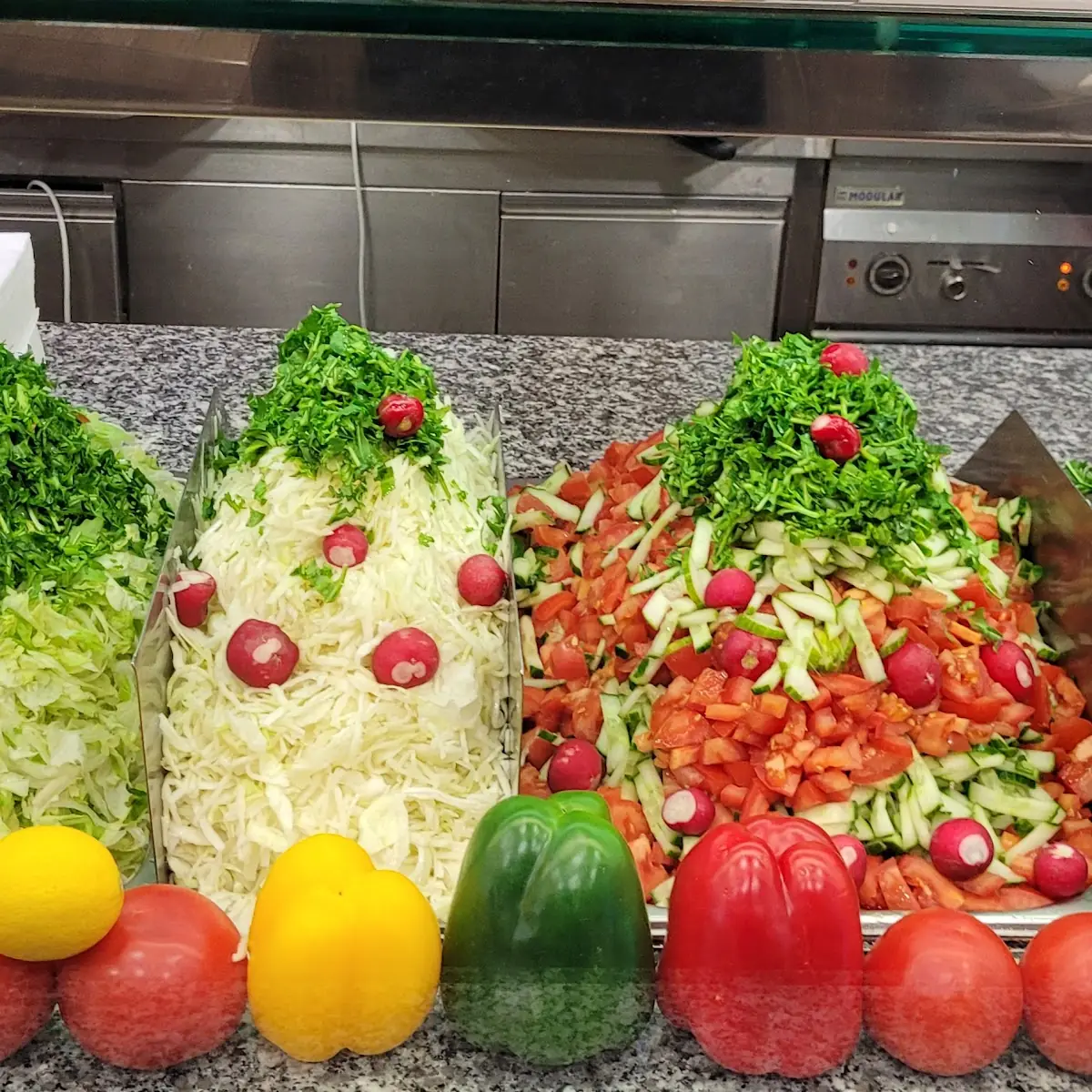 Highlights, Center Döner