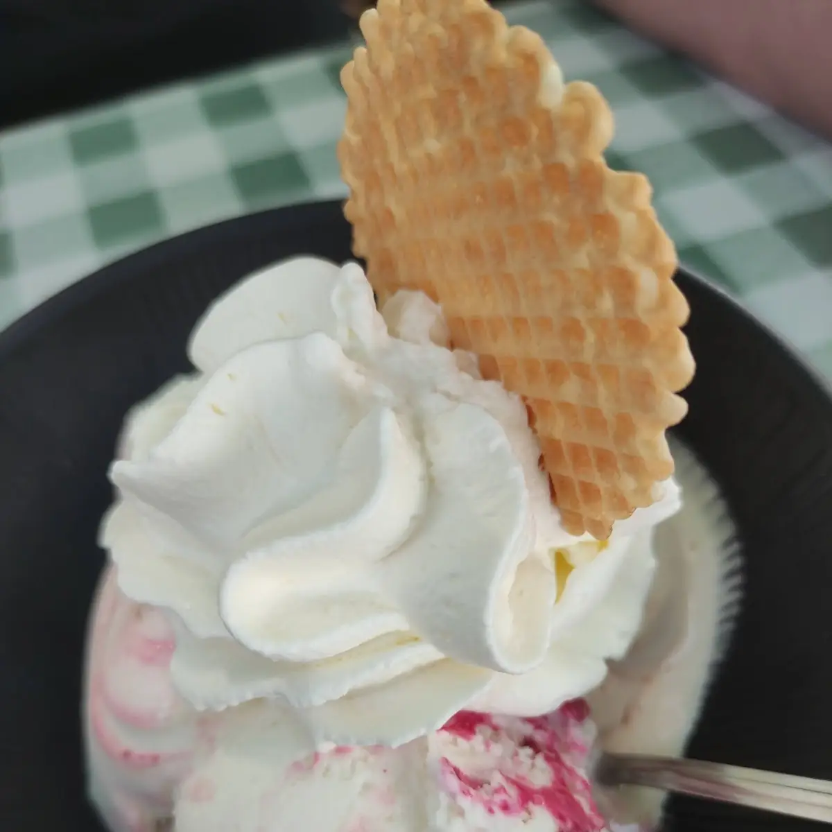 Eisbecher, Iavazzi's Am Silbersee