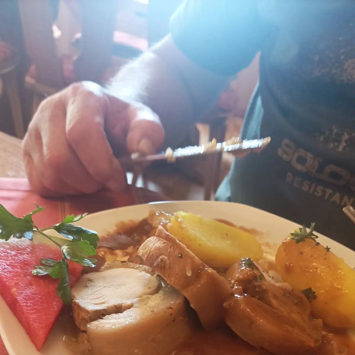 Spanferkelrollbraten, Gaststätte Zum Schloßberg