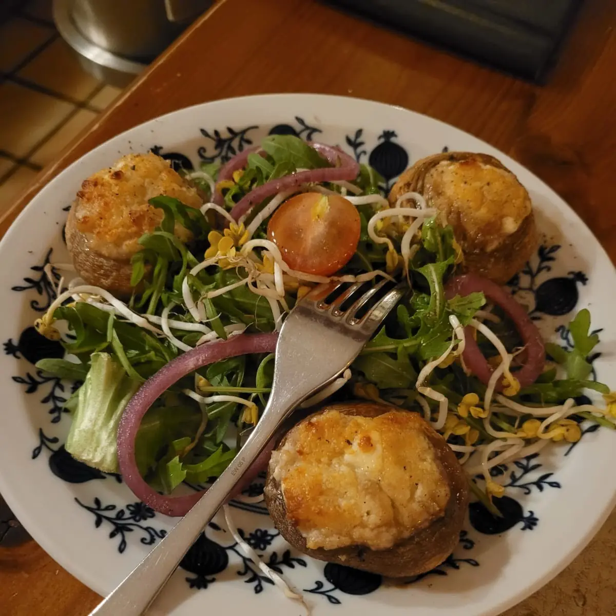 Gefüllte Champignons