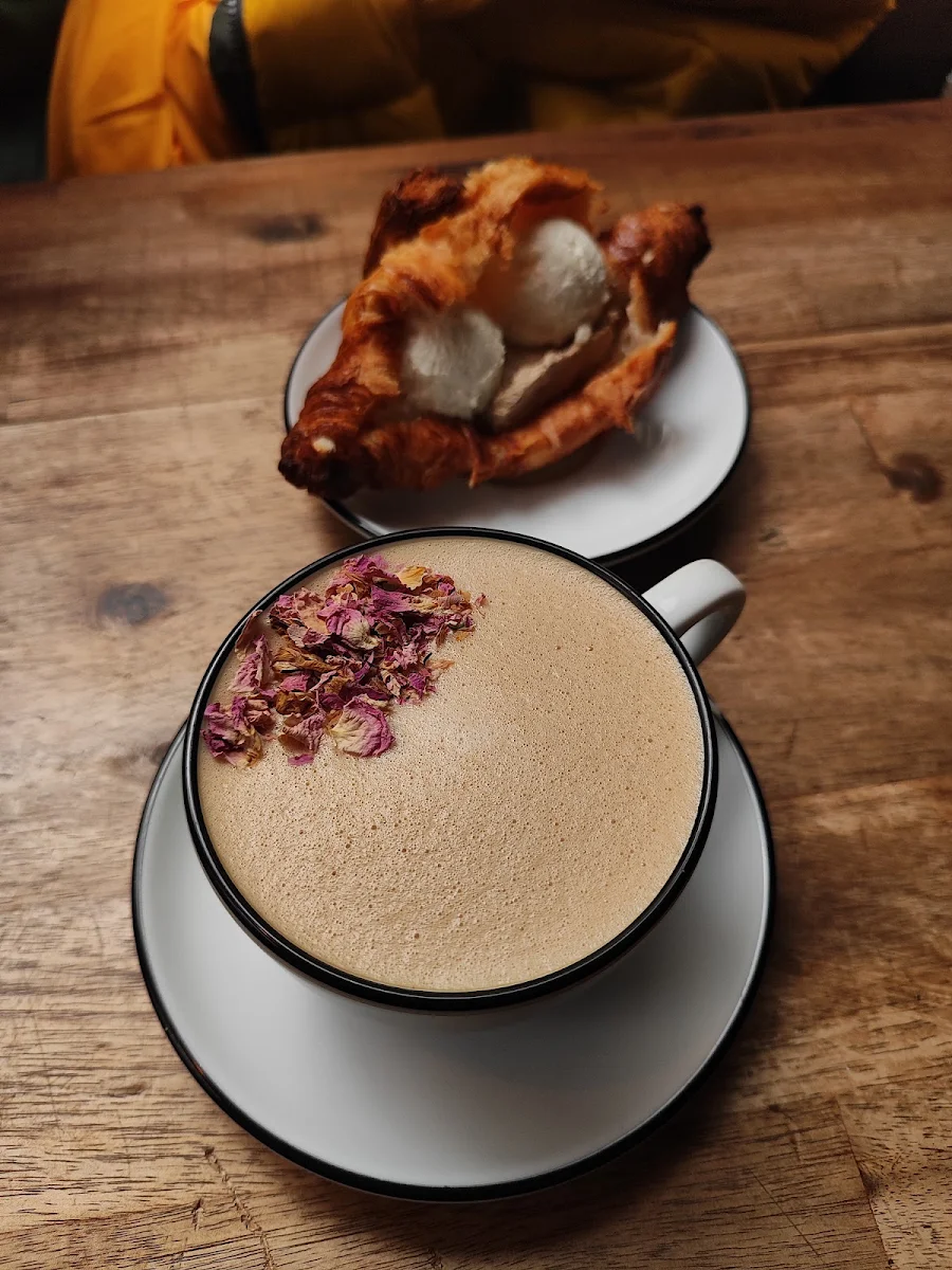 Rose Latte