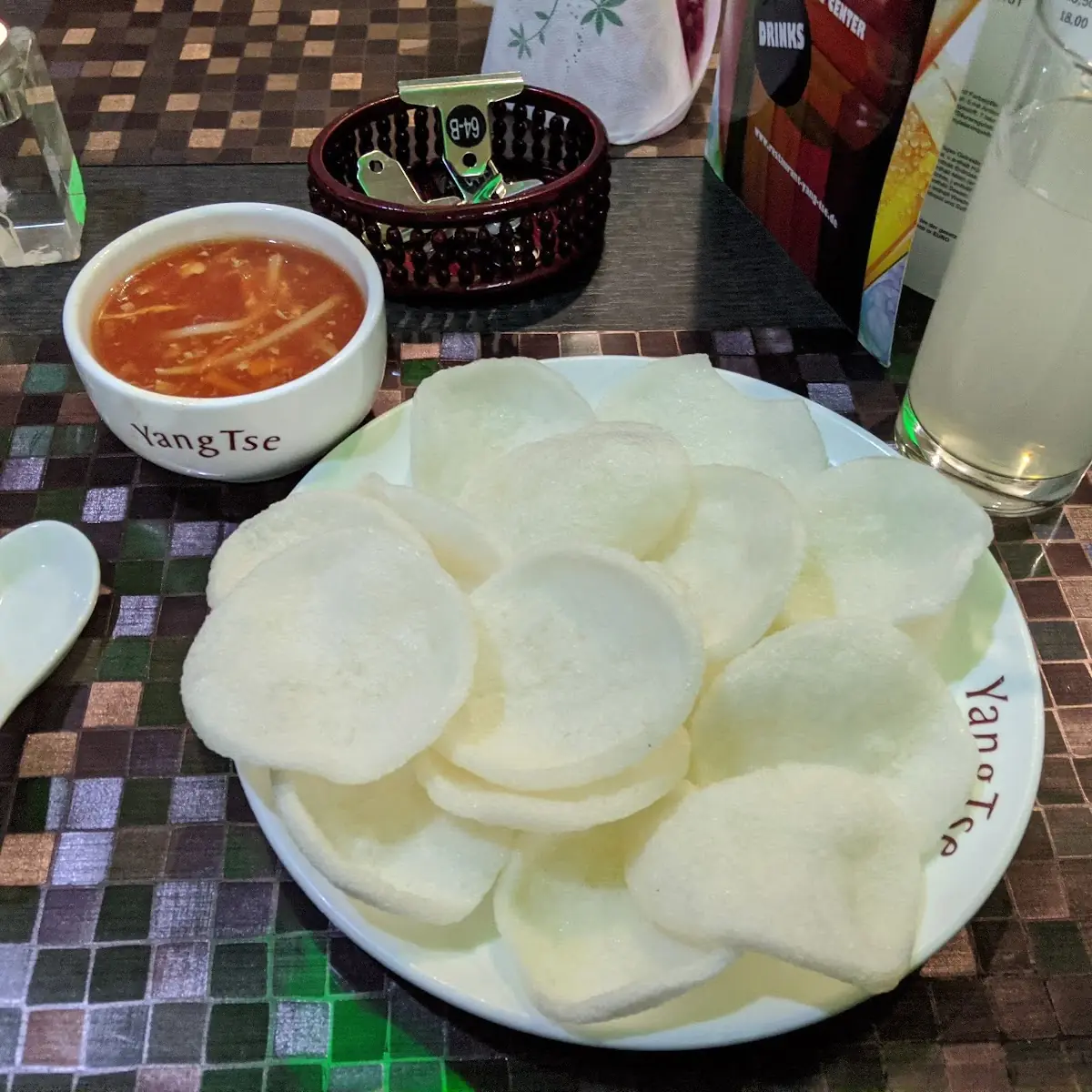 Krabbenchips, China Restaurant Yangtse Inh. Wu Qiang