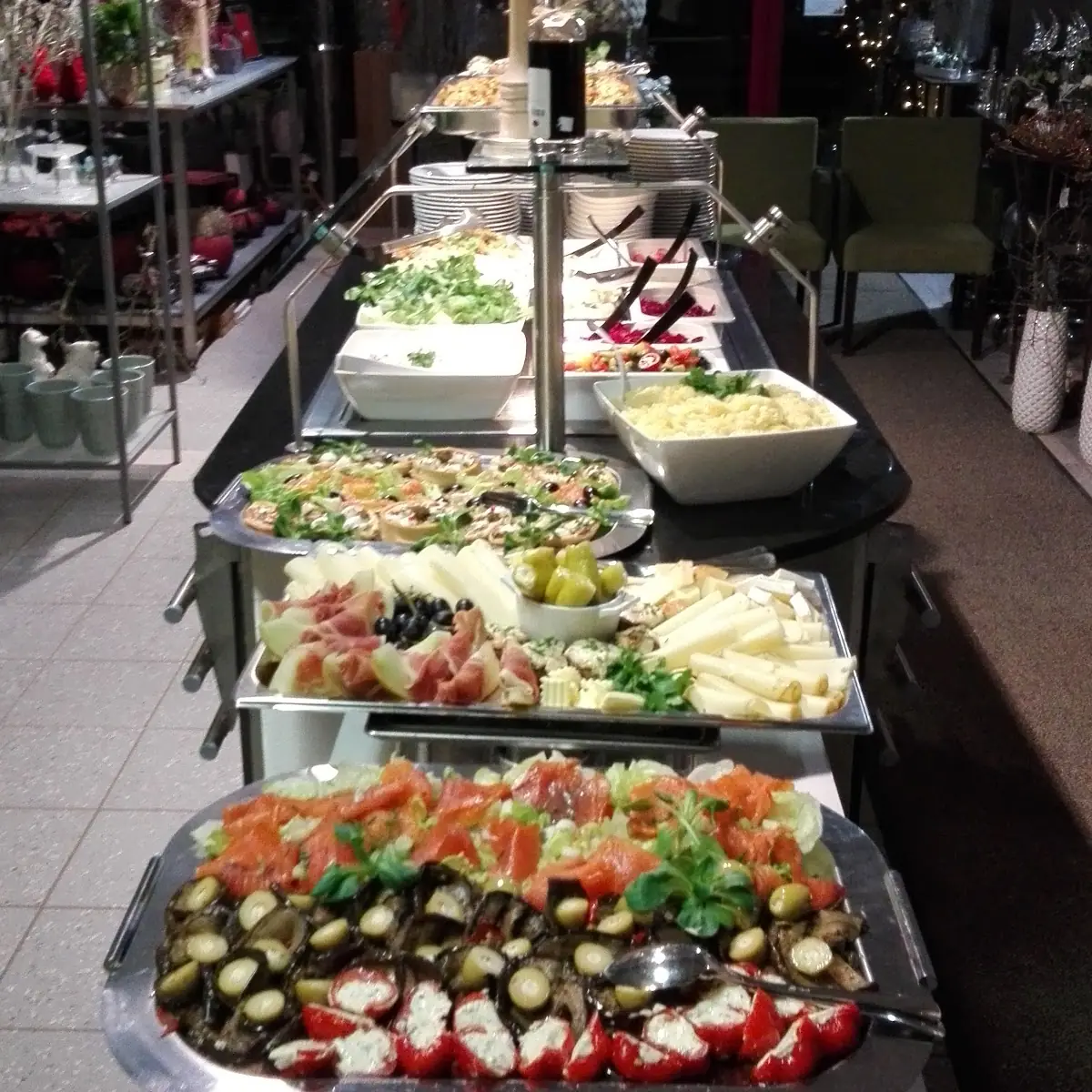 Salatbar, Restaurant Café Eventhaus Gaertle