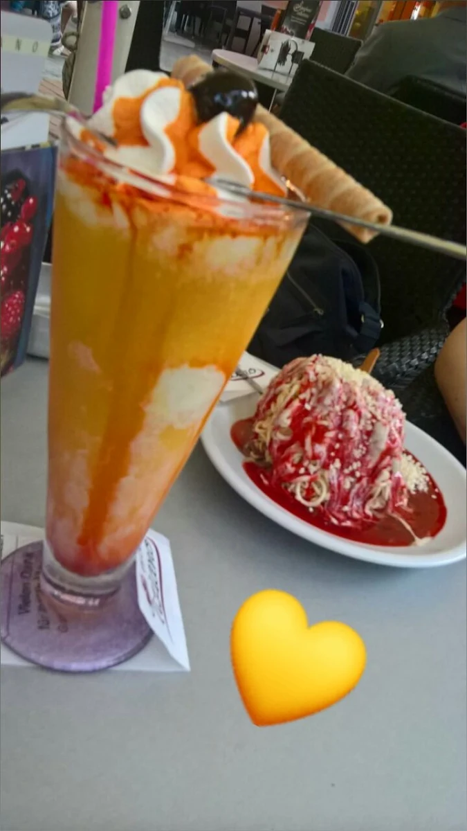 Flipper & Spaghetti Eis