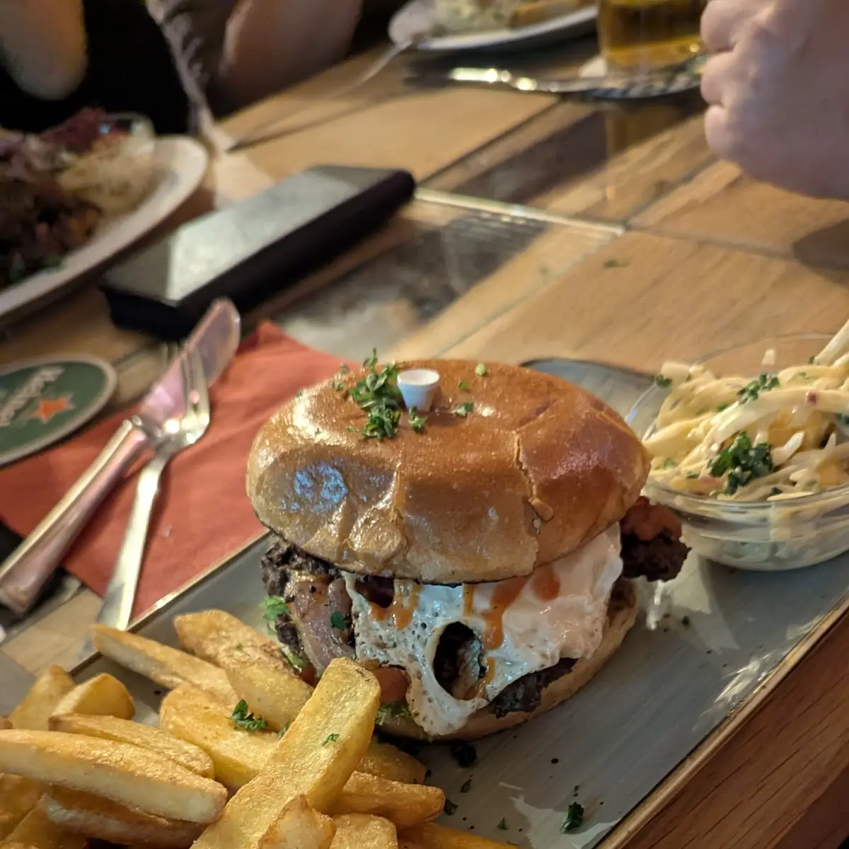 Cheeseburger Mit Ei