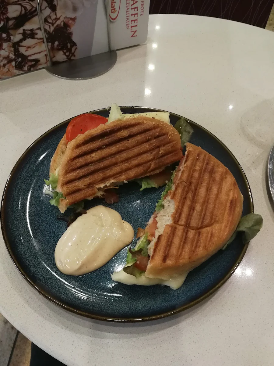 Panini Caprese