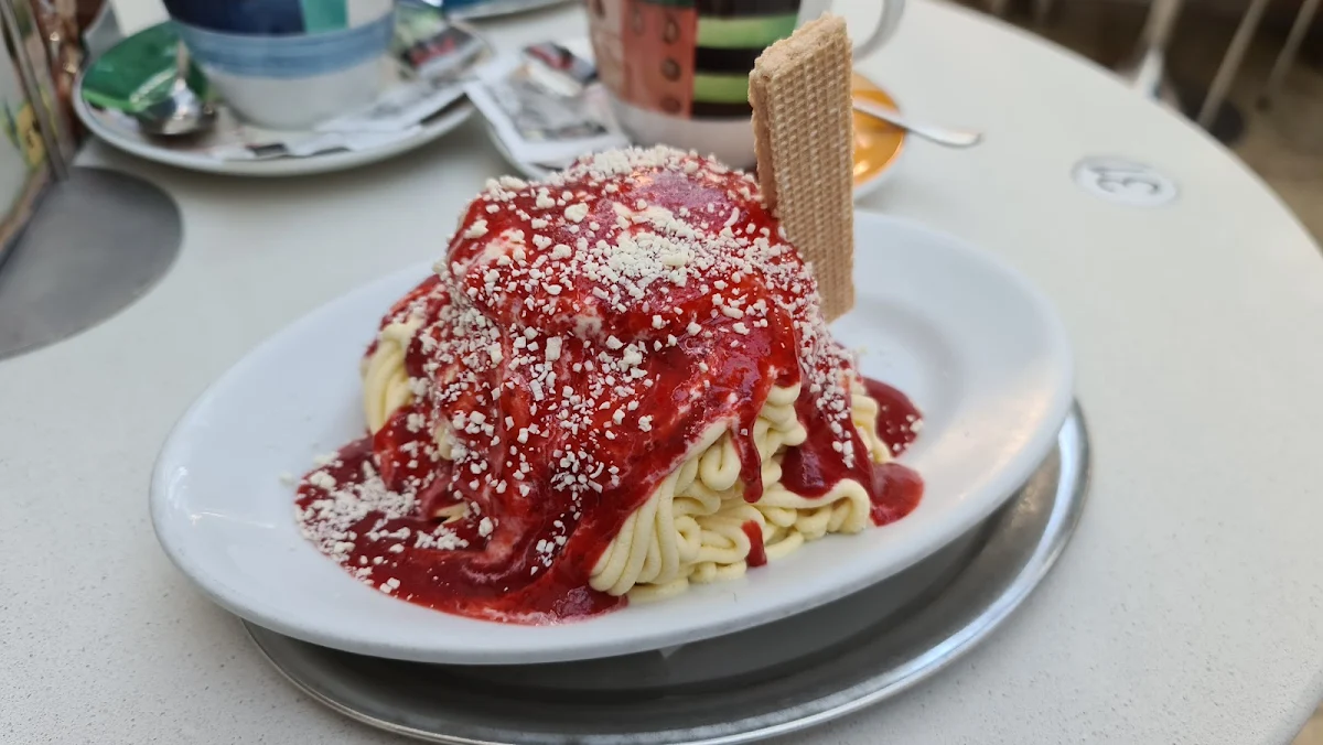 Spaghetti Eis