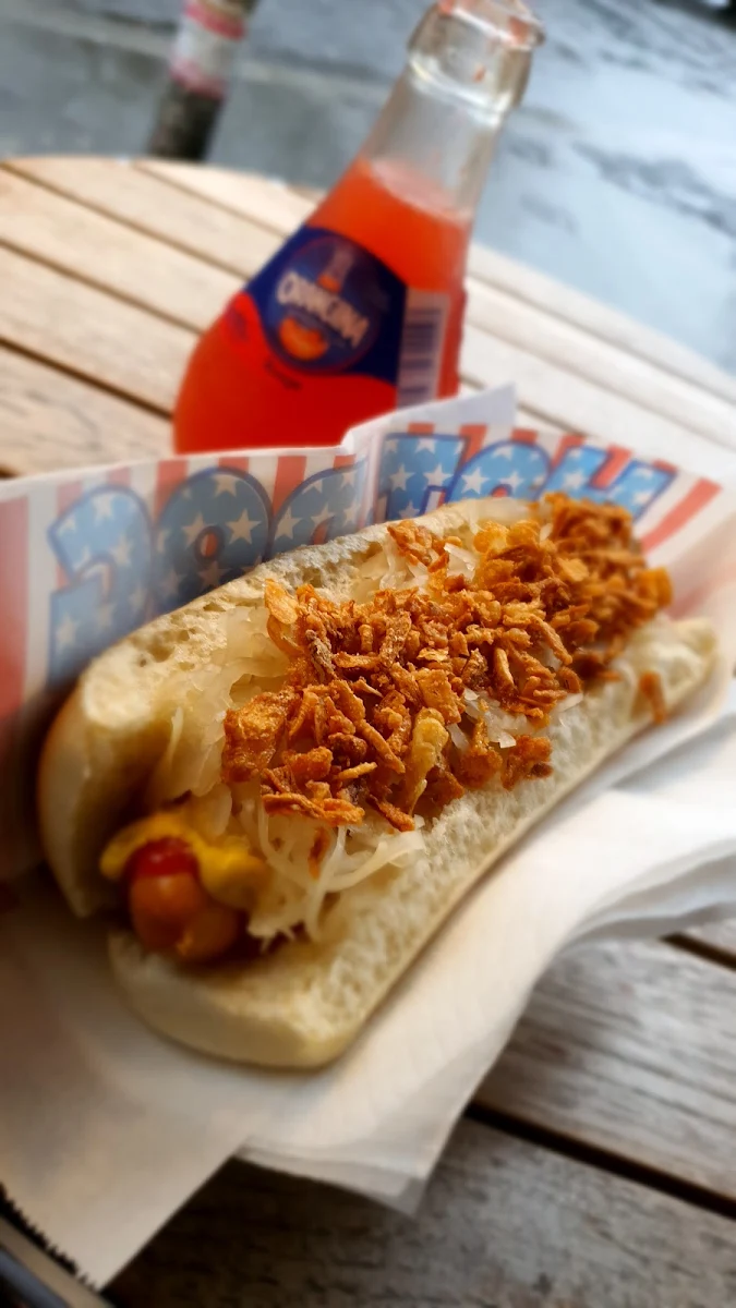 Highlights, Fresh'n Fast Hot Dog